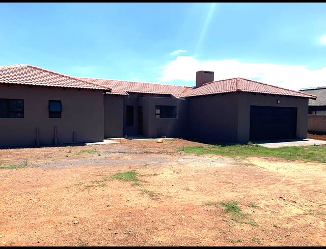 3 BEDROOM HOUSE FOR SALE IN HENLEY ON KLIP
